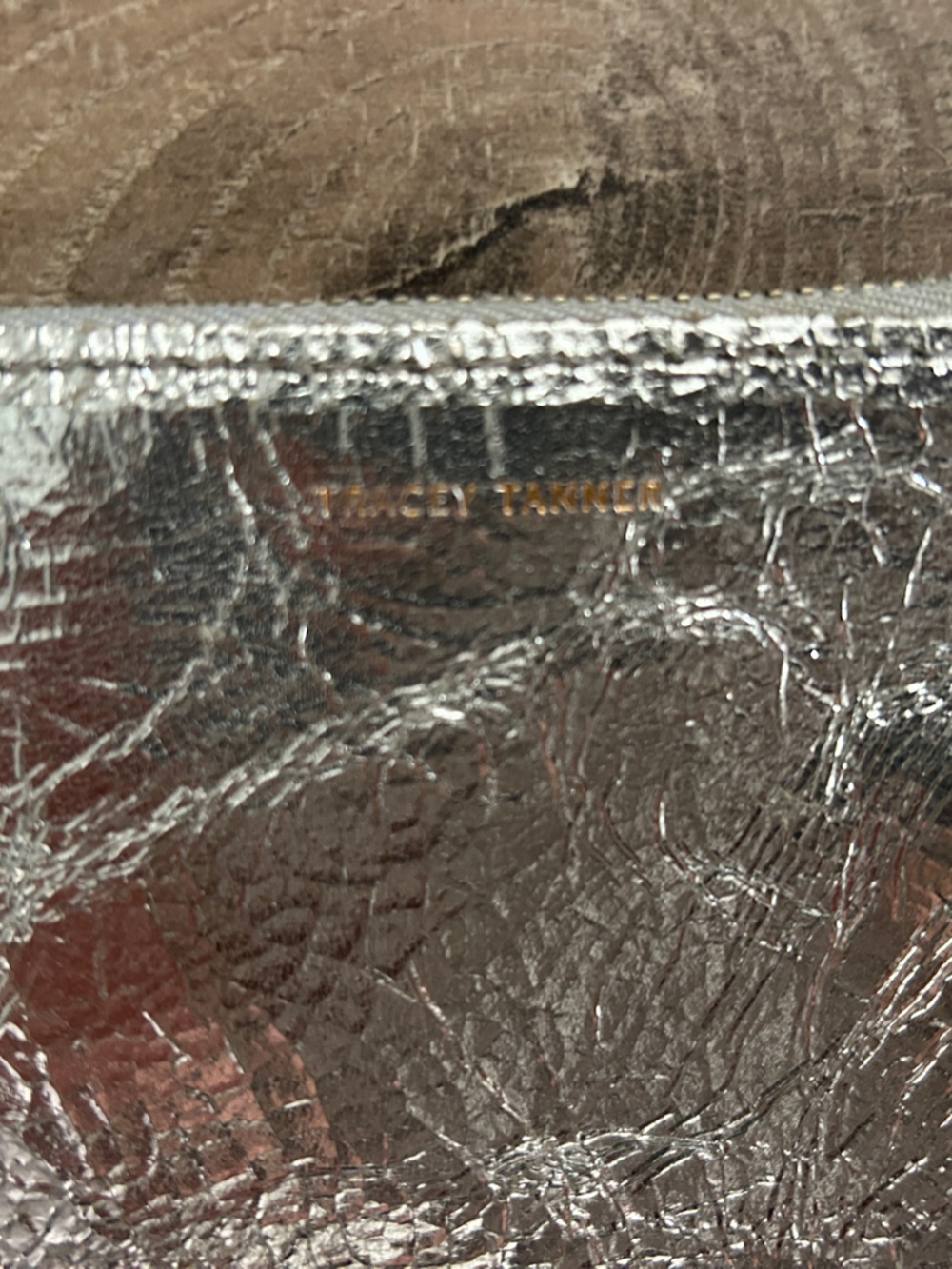 Tracy Tanner Metallic Silver Crinkled Pouch - Picture 2 of 3